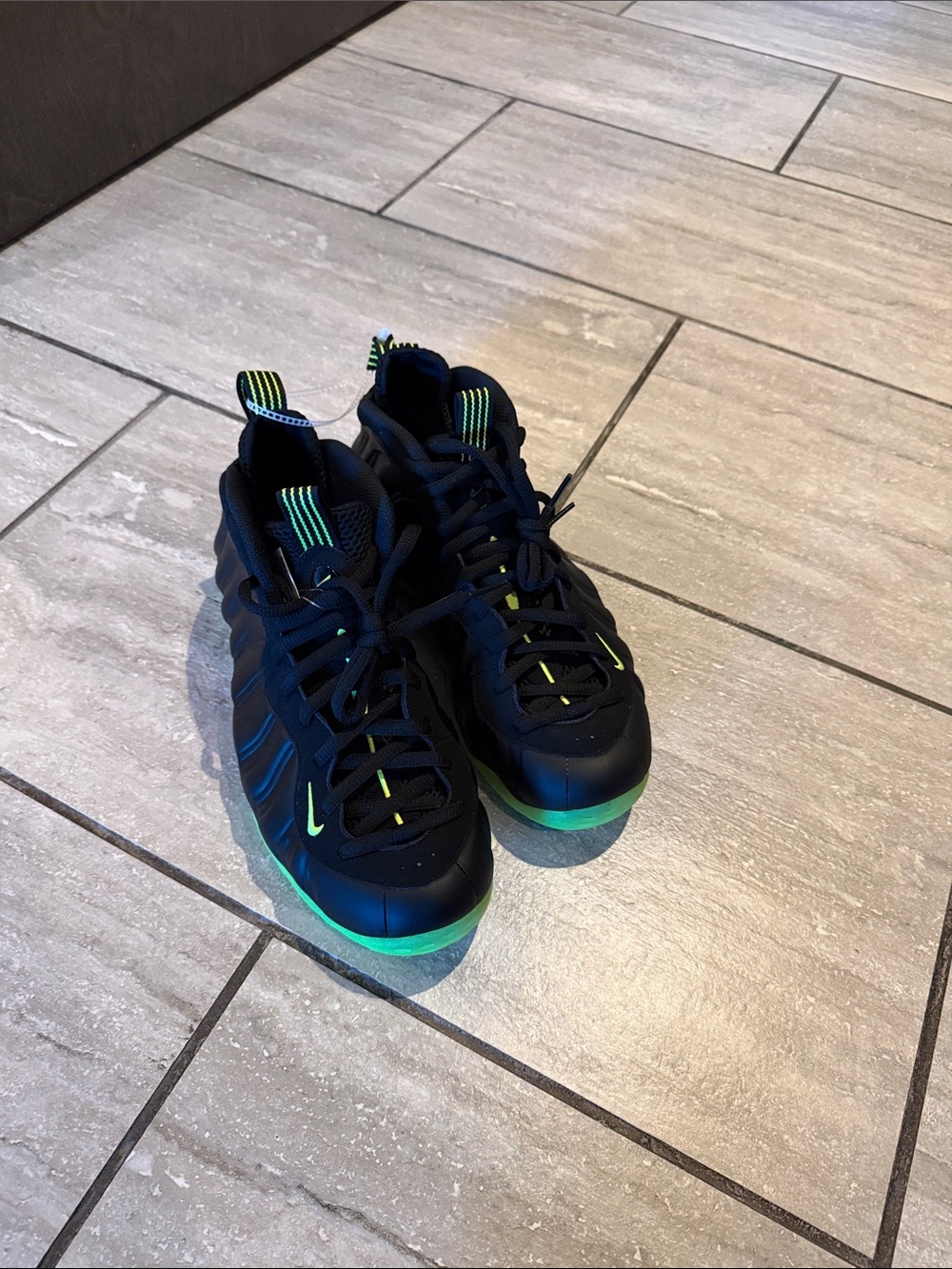Nike Black Foamposites size 9.5M